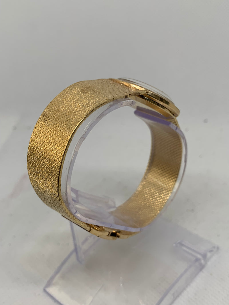 Baume & Mercier 14K Solid Gold Watch with Integrated bracelet unpolished