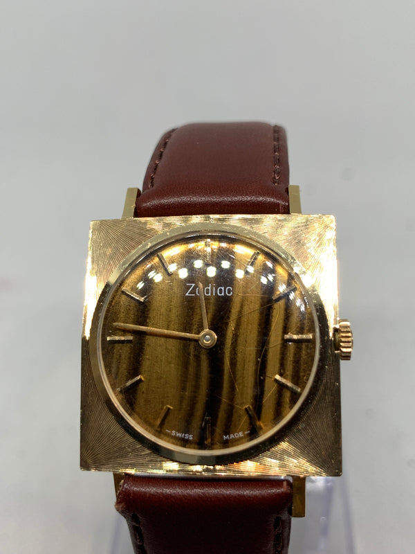 Zodiac Art Deco from 1950s 14K Solid Gold Watch Fancy Dial