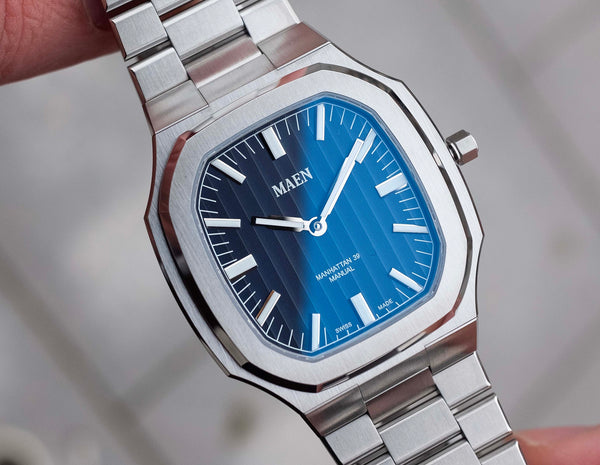 Maen Manhattan 39 Ultra Thin Manual Watch Midnight Blue Dial Swiss Box & Papers Full set