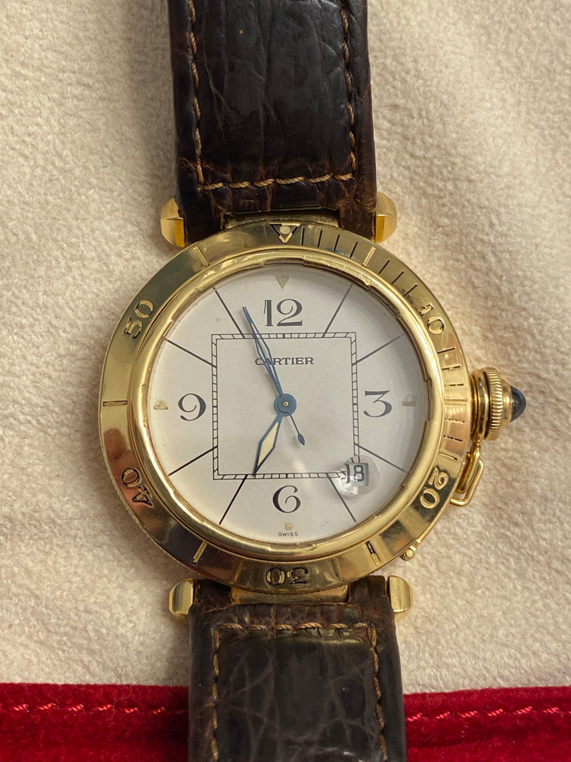 cartier pasha de cartier in 18k solid yellow gold with yellow gold grill ,auto 38mm, ref. 1986